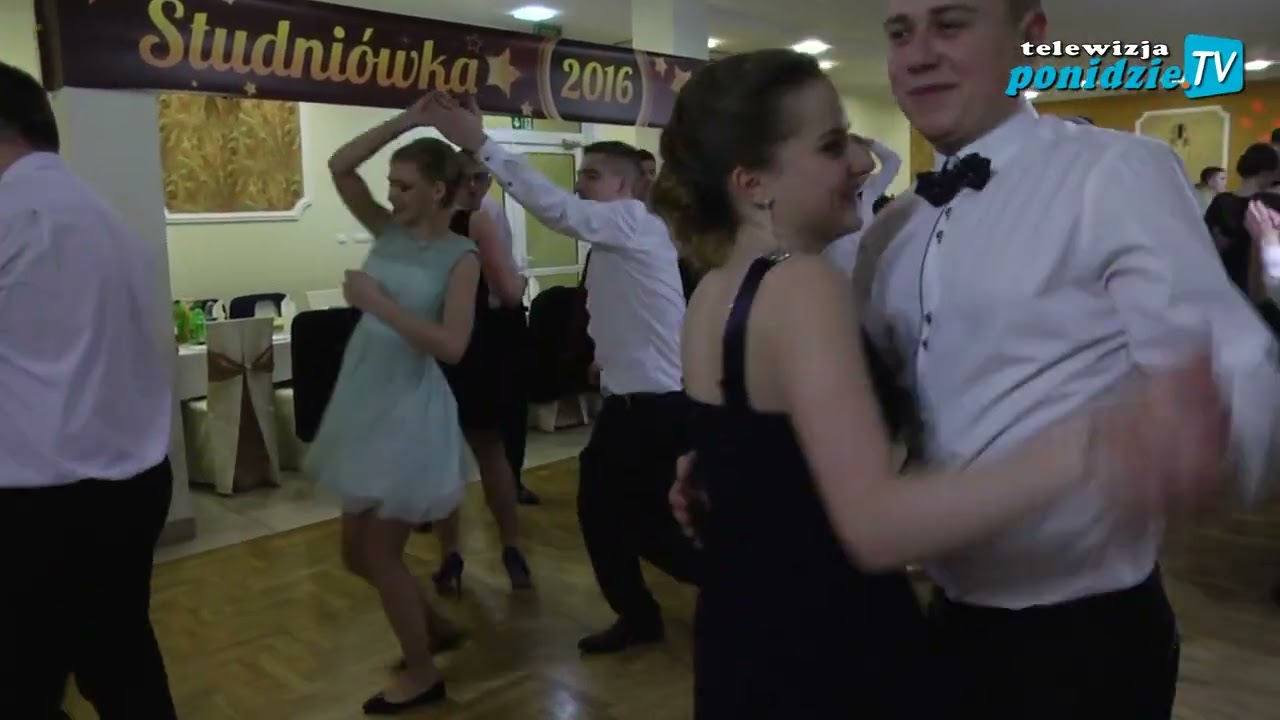 Archiwum 2016: Studniówka ZSTiO w Busku-Zdroju  -  zabawa