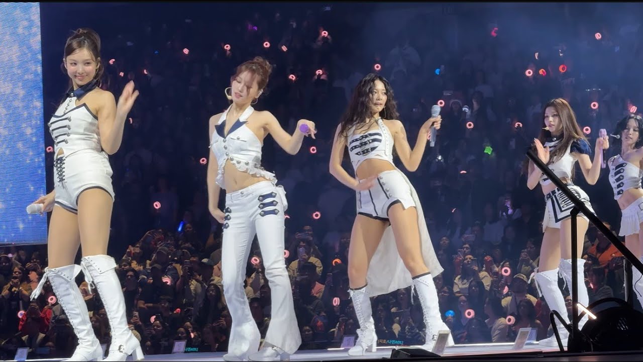 [FANCAM] 2-1-26 - Twice – THIS IS FOR TOUR - Dallas Day 2 – Options & Moonlight Sunrise