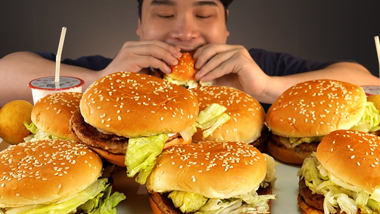 롯데리아 불고기버거 10개와 치즈볼 먹방~!! 리얼사운드 ASMR social eating Mukbang(Eating Show)