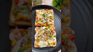 2 min bread pizza recipe | homemade pizza recipe #myfunfoodgallery #youtubeshorts #pizza #shorts