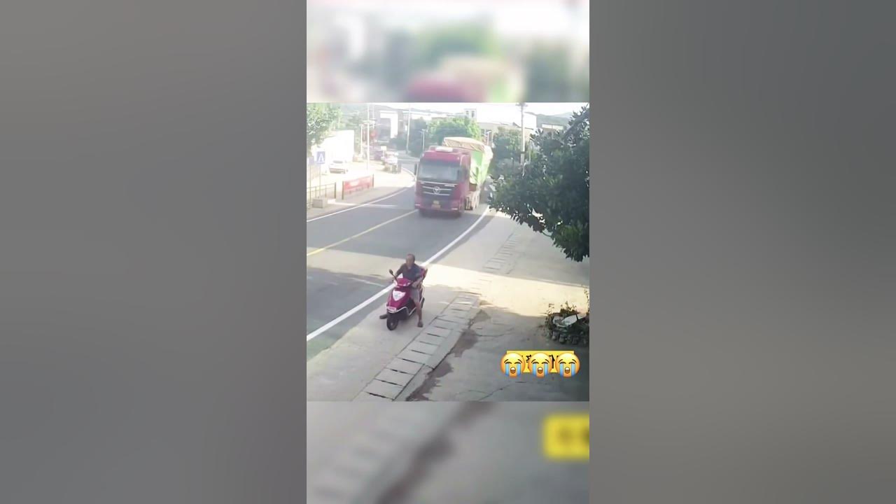 Accident bike for truck driver ￼😭 / mitivation / top1 /viral 🇧🇩🇮🇳 #shorts #account