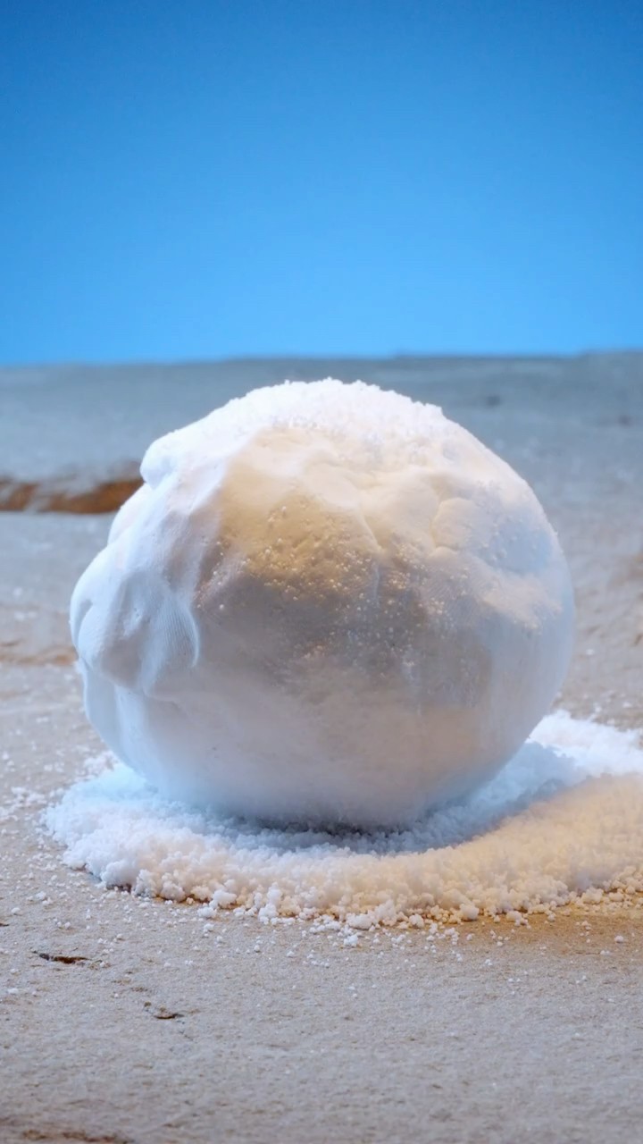 Snow That Never Melts!