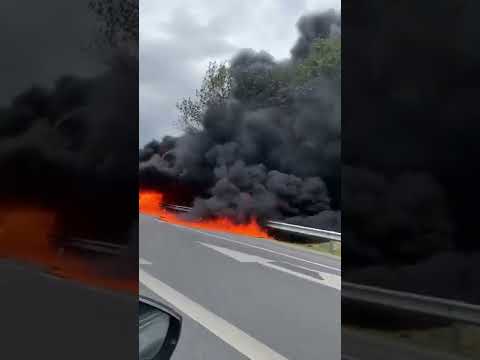 Tigre: Se incendio un colectivo en el acceso a nuestra ciudad