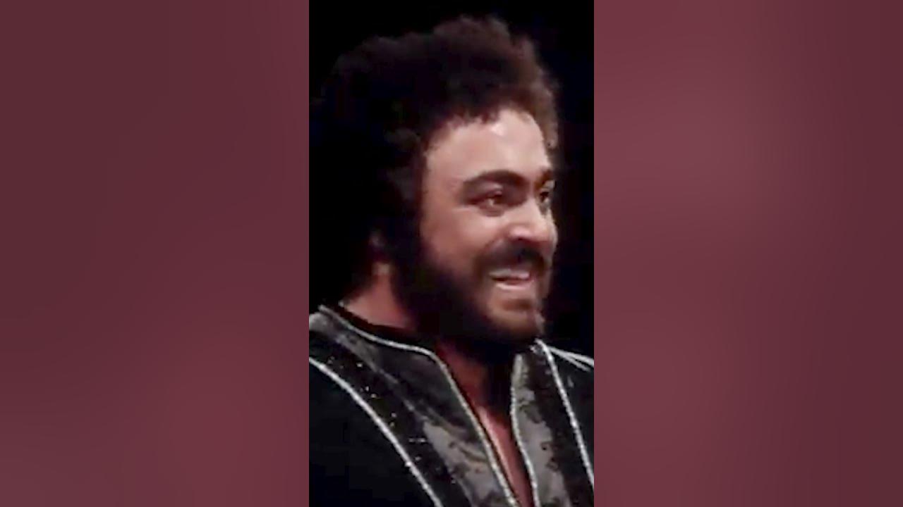 Luciano Pavarotti Mesmerizes with his Powerful Rendition of Nessun Dorma VINCERO  #classicalmusic