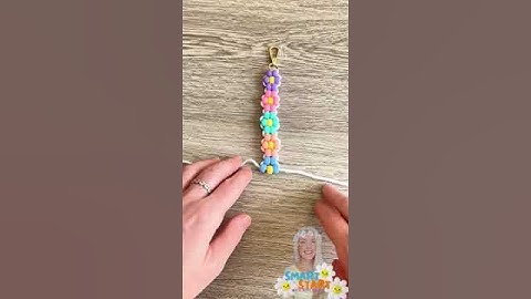 Pony Bead Daisy Bracelet or Keychain Craft | Easy Spring DIY for Kids