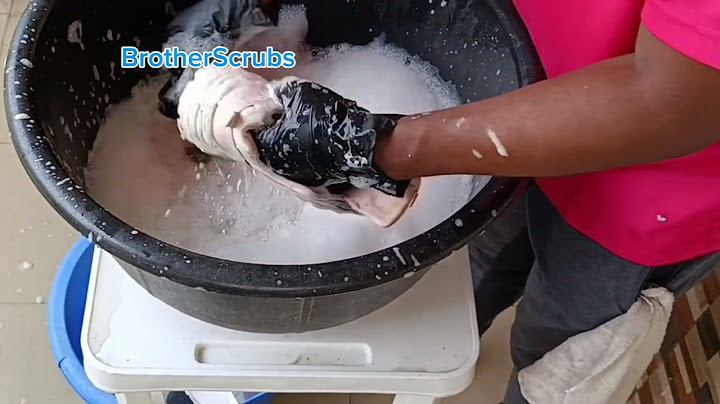 "Transforming Dirty Sneakers into Fresh Kicks – Watch the Magic!