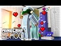 Minecraft School - LITTLE LIZARD FINALLY KISSES HIS CRUSH!?