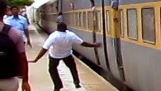 Uncle Train se gire?? || Dubara ye galti ni krna || Train accident||