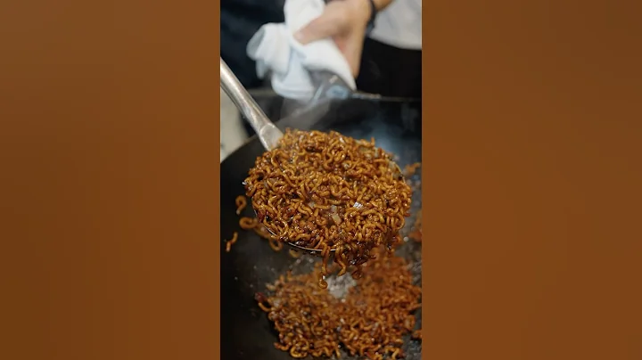 Upgrading Instant Ramen: Steak Chapagetti by a Michelin Chef⭐️