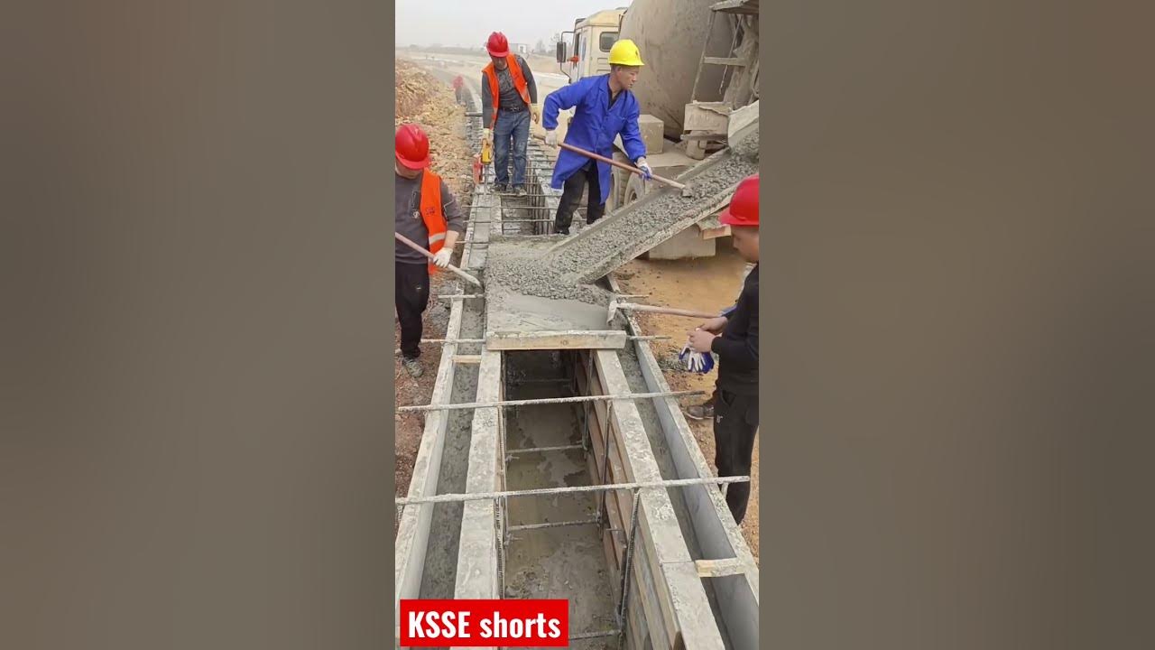 Drainage concrete pouring technique,without wasting of material and very fast #innovation #subscribe