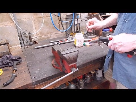 Comment soudo bronze dans l'atelier