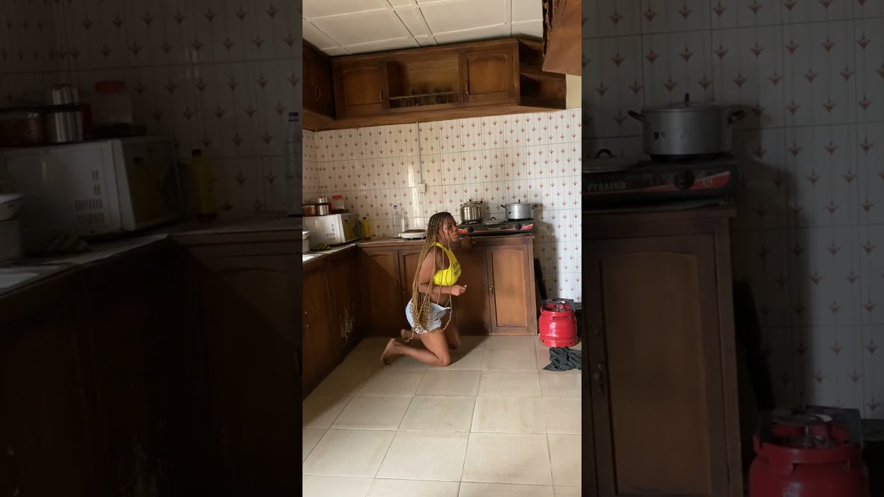 Mystery about my stepsister 😔#2025