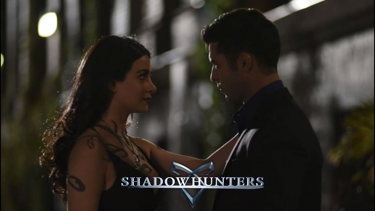 Isabelle & Raphael - War Of Hearts
