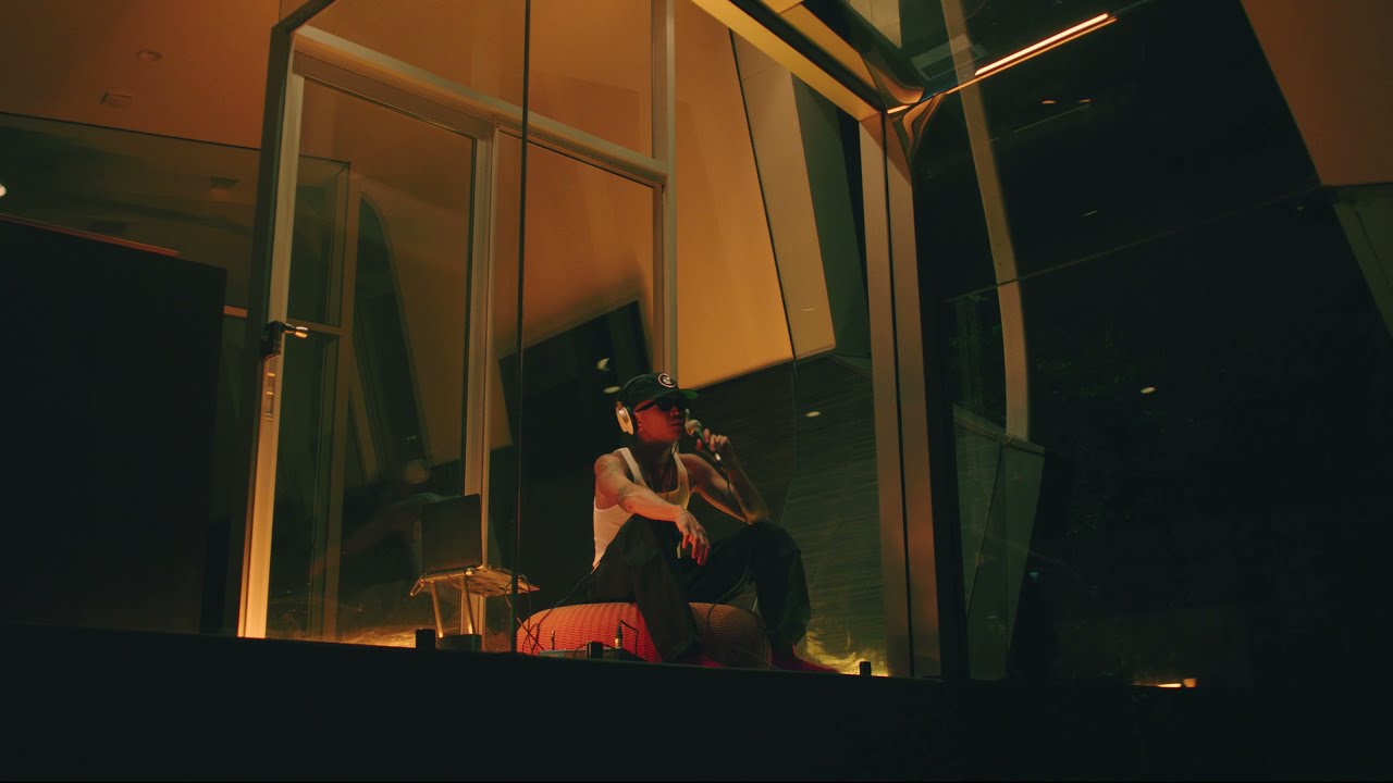 Yeek - Back N Forth (Live)