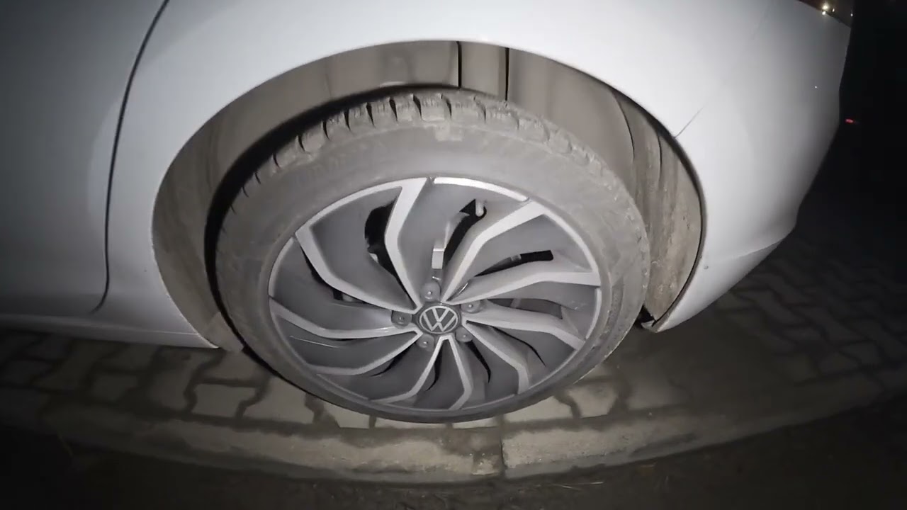 Лучшие шины для Volkswagen Golf VIII (2019–настоящее время) – размеры и ведущие бренды.