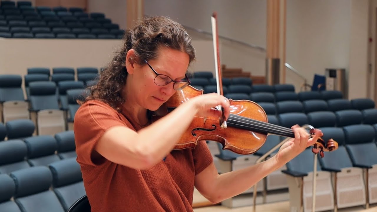 Malin Broman: Kaukana ja lähellä