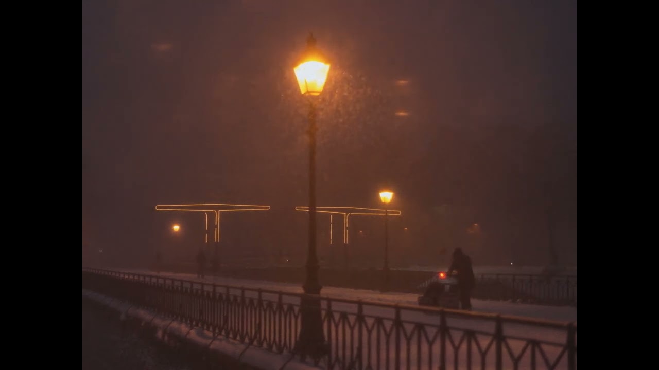 Christopher Green - EASY