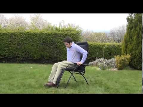 Видео: Сгъваем стол (95 снимки): сгъваеми столове за спане, кръгли и други форми на кресла без подлакътници за дома, меки и дървени, пластмасови и с сенник