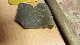 видео: как осветлить и очистить пчелиный воск картинка: как осветлить и очистить пчелиный воск