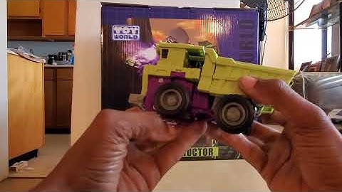 Toyworld TW-CO7X Constructor (Perfect Edition). No.4 Burden. My second broken figure in this set.