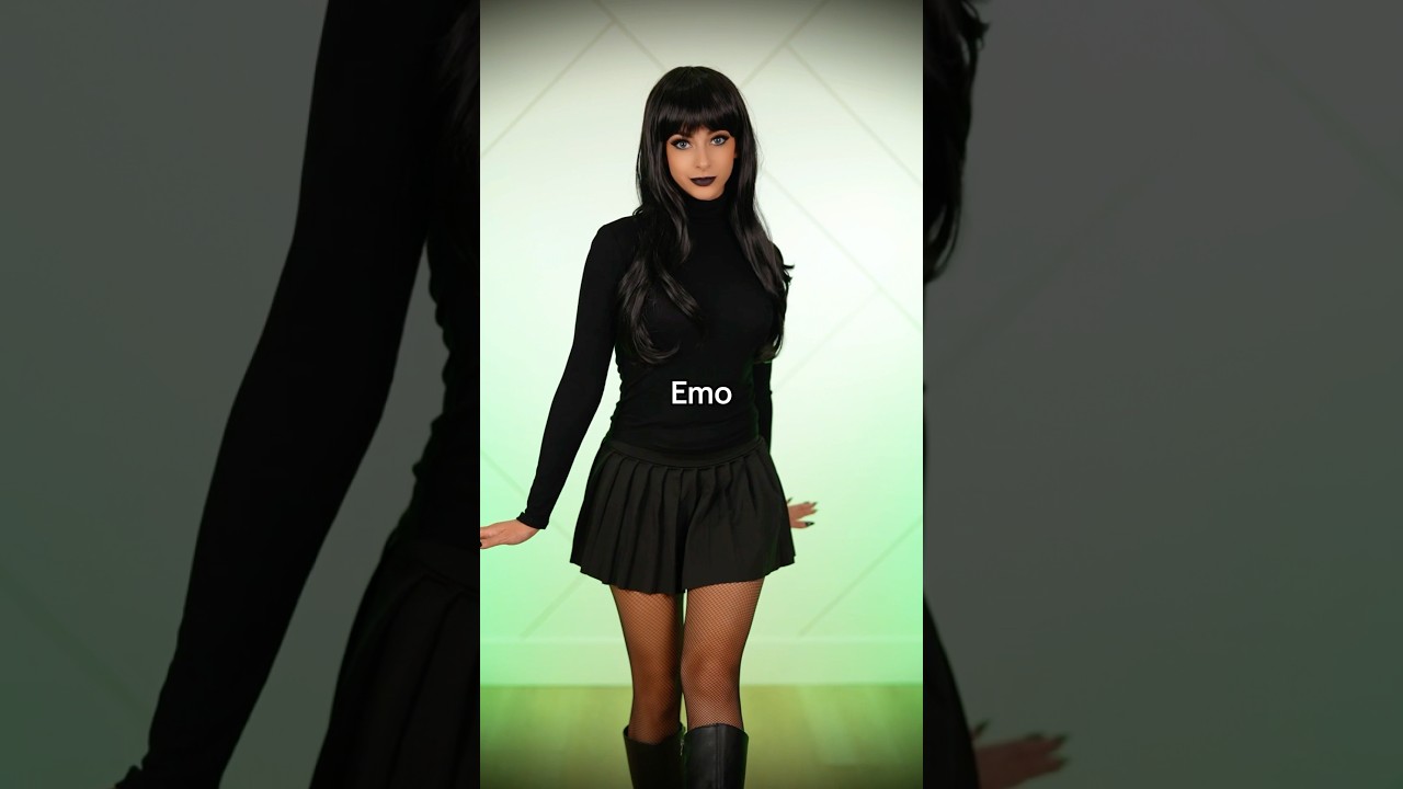 Which one? 💜 #foryou #helpmemakethismakesense #trending #gothclub #emo #dance #cosplay