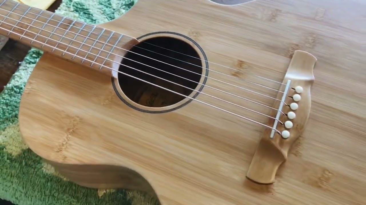 ซูมกันแบบHD Natasha guitar All Solid Bamboo ไม้ไผ่