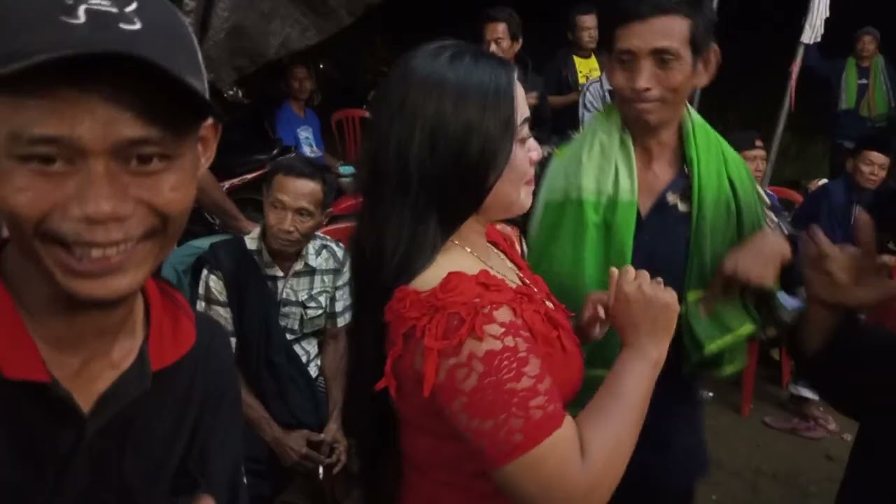 Pasukan joget gajah gajahan Ponorogo 