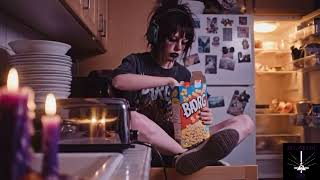 All Seeing Ear......falling Version