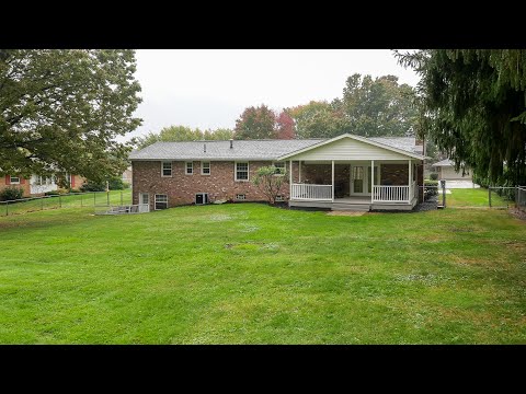 6275 Howland St NE, Louisville, OH home video tour
