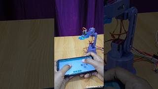 multi servo robotic arm in action @Praveen_D_N
