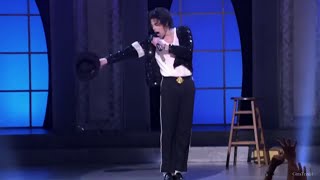 Video thumbnail of "Michael Jackson - Billie Jean (Live 2001 HD)"