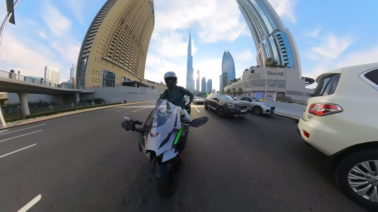 Downtown City Ride [4K 360° VR Video] - YouTube