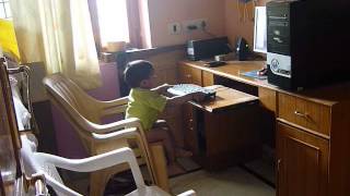 Kid FREAKS OUT over computer keybord