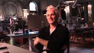 David Anders Imitates His iZombie Cast Mates