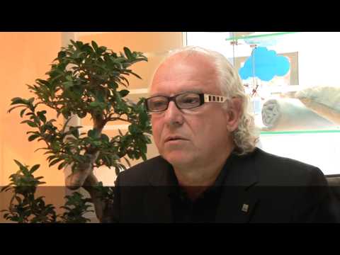 Phonak Testimonial - Claus -Peter Reichel on  iCom