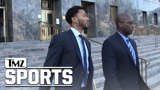 Derrick Rose Leaving Court After Taking the Stand During Rape Trial | TMZ Sports