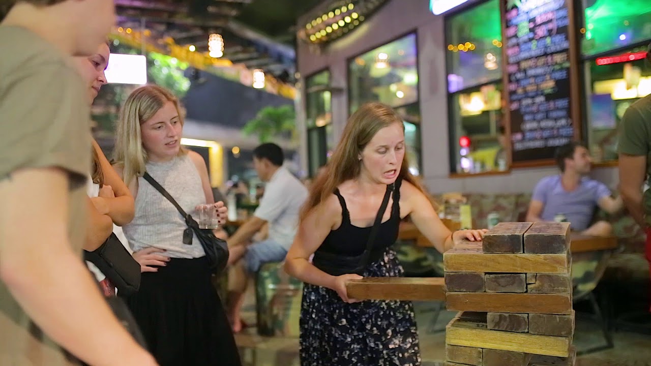 DMZ Bar - Restaurant