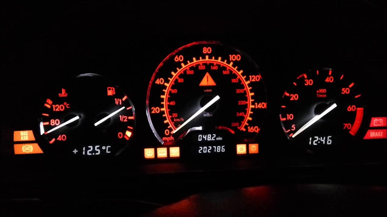 Подсветка приборной панели мерседес. Приборка мерседес 124. Лампы в приборную панель мерседес 124. Подсветка приборной панели мерседес. Подсветка приборной панели мерседес.