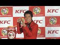 桐谷健太、カーネル・サンダース氏と対面! 日本ケンタッキー・フライド・チキン『クリスマスキャンペーン』新CM発表会