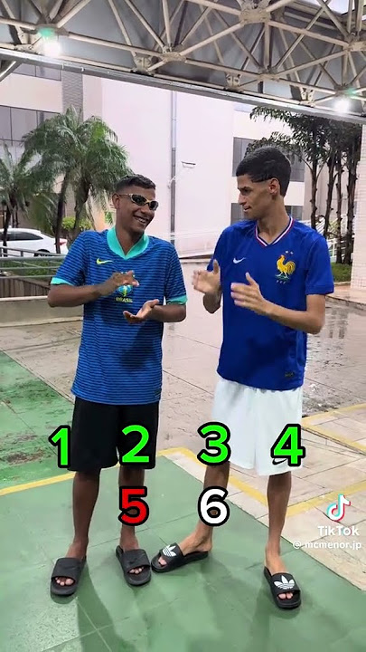 Brazilian guy doing the palm trend🇧🇷🇧🇷🤣#funny#brazil #palmtrend#trending#tiktok #fypage#street