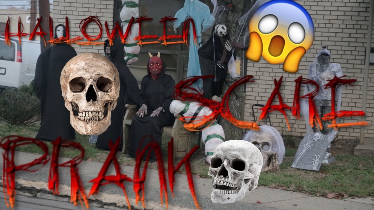 Halloween Scare Prank | LUX STUDIO - YouTube