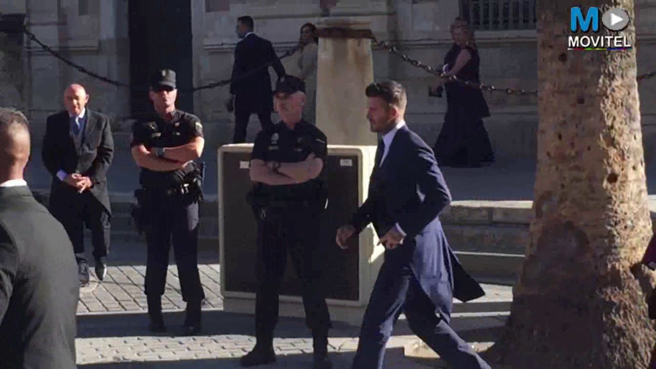 BODA SERGIO RAMOS y PILAR RUBIO: LLEGADA NOVIOS E INVITADOS |GRADA PÚBLICO