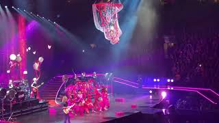 Pink ‘Get The Party Started’ Beautiful Trauma World Tour St. Louis