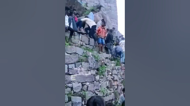 youth boys fight at Golconda bonalu 2022