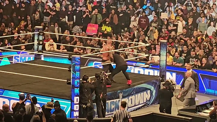 LA Knight Save Randy Orton from The Bloodline SmackDown Live 12/1/23