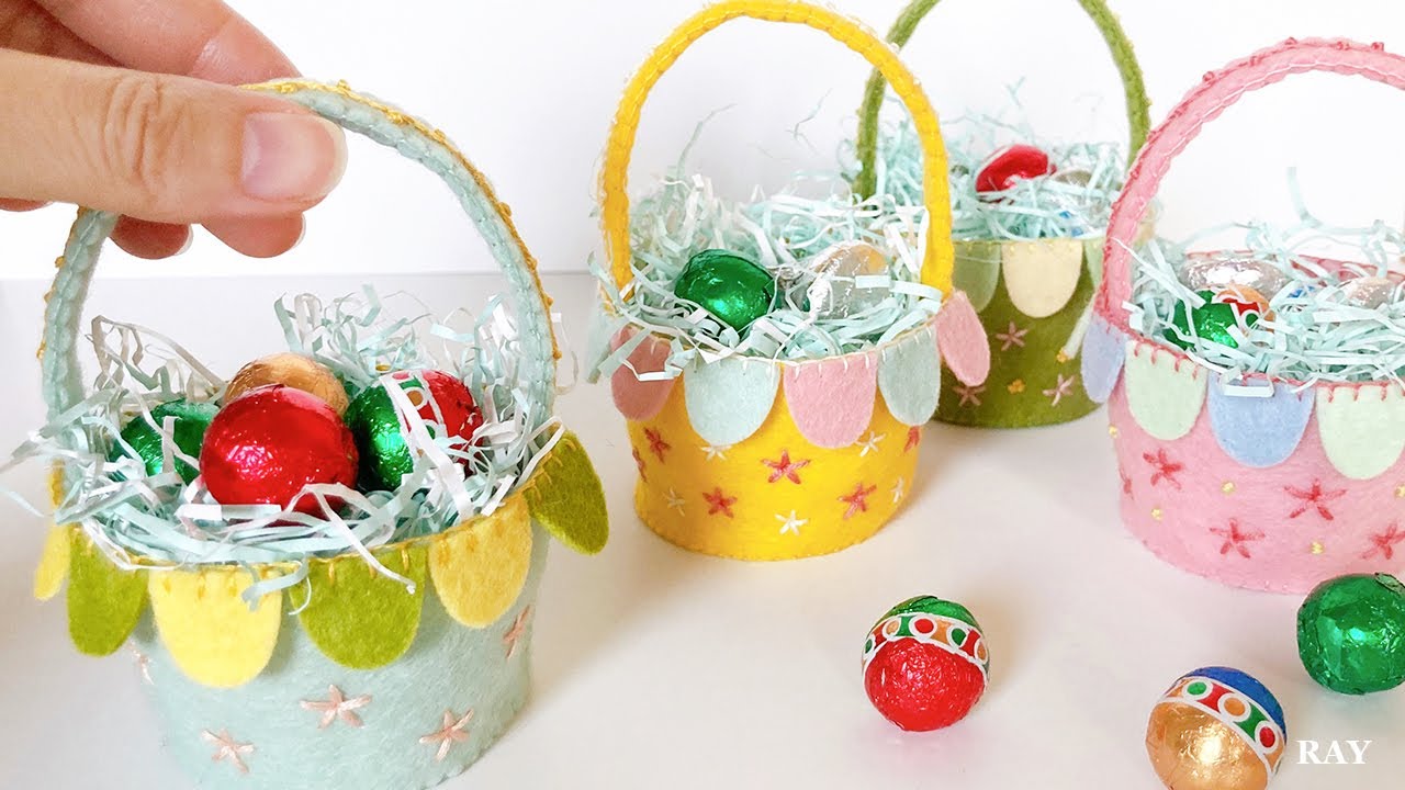 DIY Mini Easter Baskets [Felt Sewing Tutorial] - YouTube 