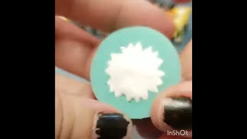 Kawaii Push-Mold Daisy Mini Tutorial by Simply Serving