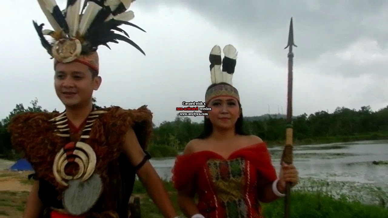 keling kumang menua - YouTube