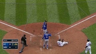KC@MIN: Royals' error allows Twins to re-take lead