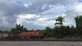 BNSF 6857 With UP Power Lead Grain Meet BNSF 6280 Lead Army Train Houston,Tx